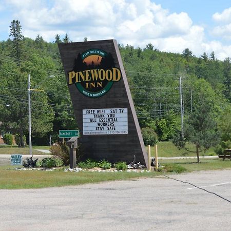 Pinewood Inn Barrys Bay Zewnętrze zdjęcie