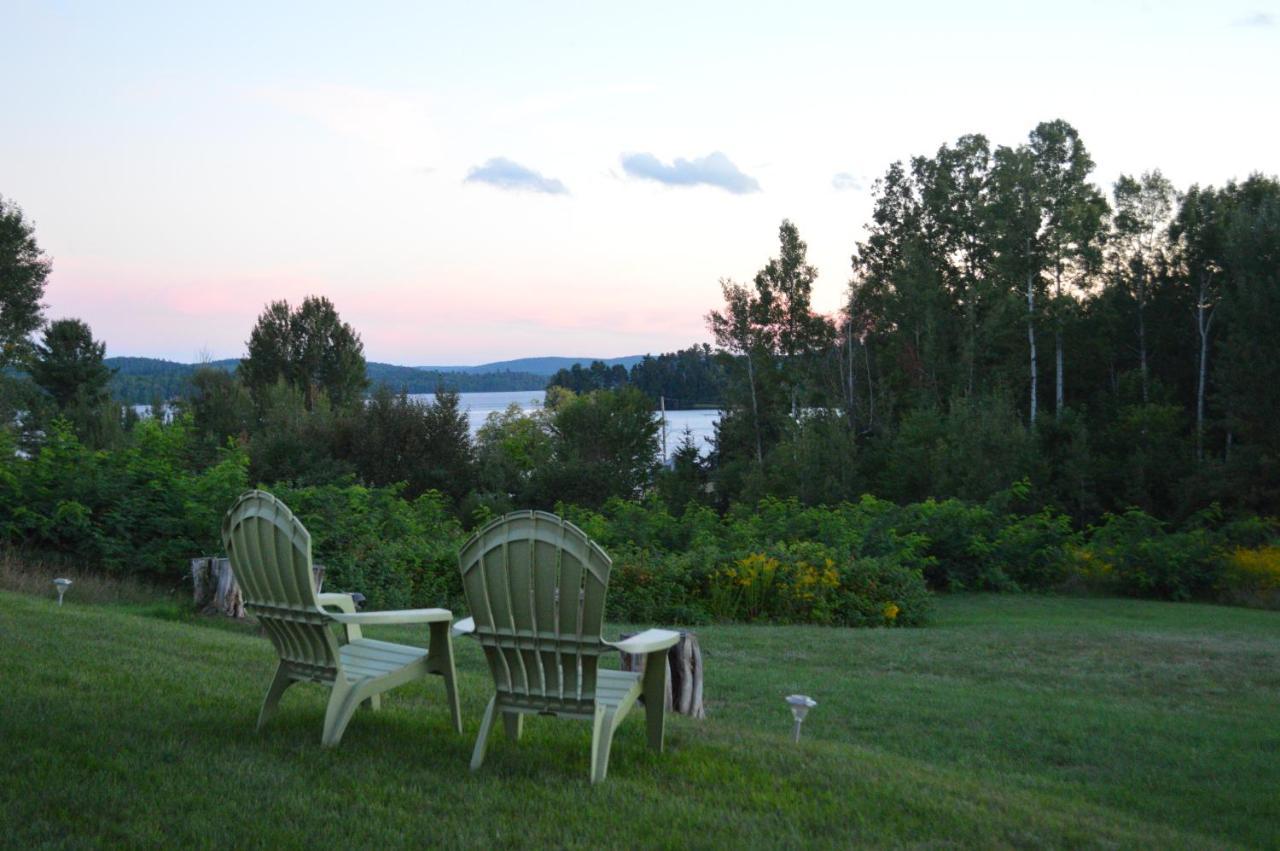 Pinewood Inn Barrys Bay Zewnętrze zdjęcie